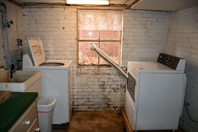 Building Photo - HERE SHE IS!!!