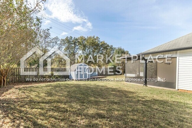 Building Photo - 107 Marcelline Ct