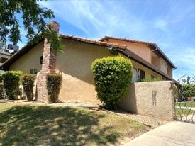 Building Photo - 171 W Alexander Ave