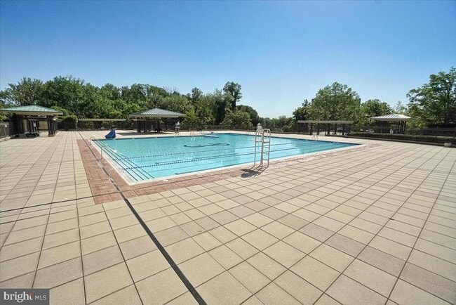 Building Photo - 5225 Pooks Hill Rd