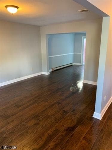 Building Photo - 7 Village Dr