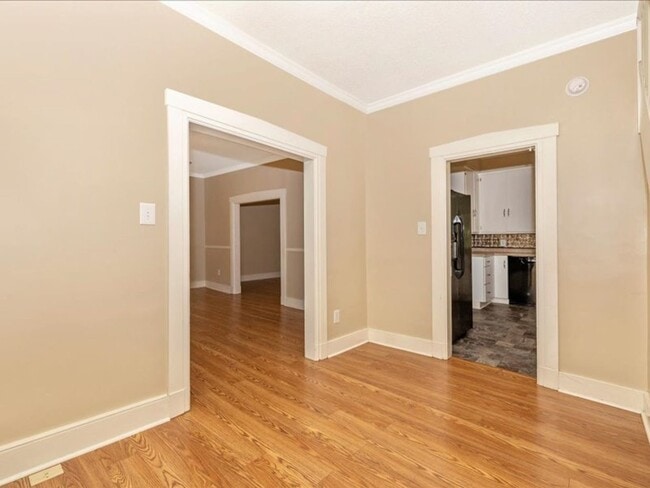 Building Photo - Open House 24th 10:30 to 11:30 AM