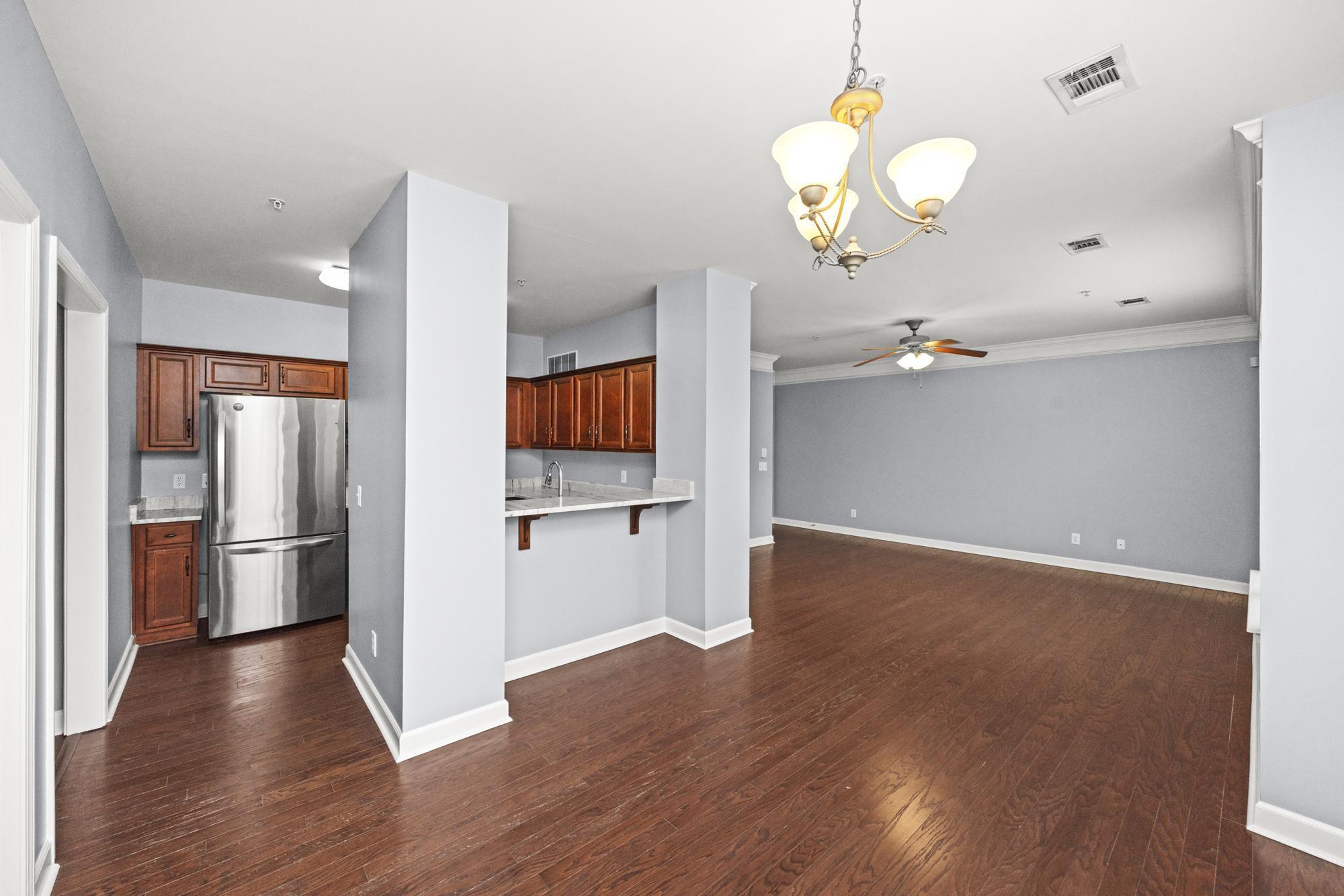 Building Photo - 2310 Elliott Ave