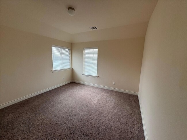 Building Photo - 3900 Crispin Hall Ln