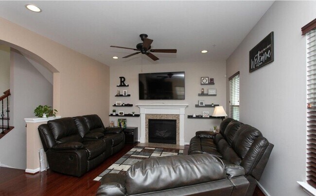 Building Photo - 2515 Baileys Pond Rd