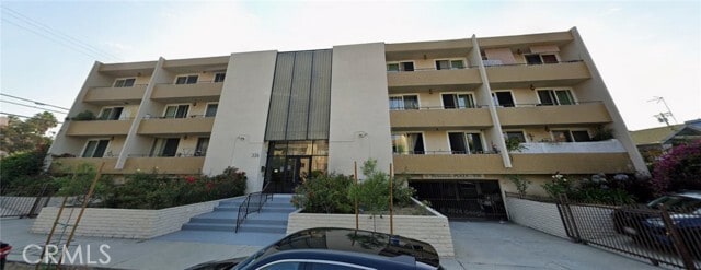 Building Photo - 336 N Berendo St