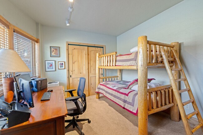 Building Photo - New to the market!  Log home in Frisco!  L...