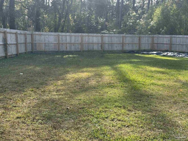 Building Photo - 1859 Nestle Dr