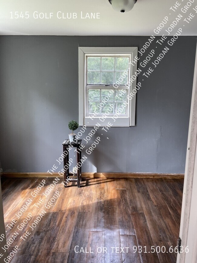 Building Photo - 1545 Golf Club Ln