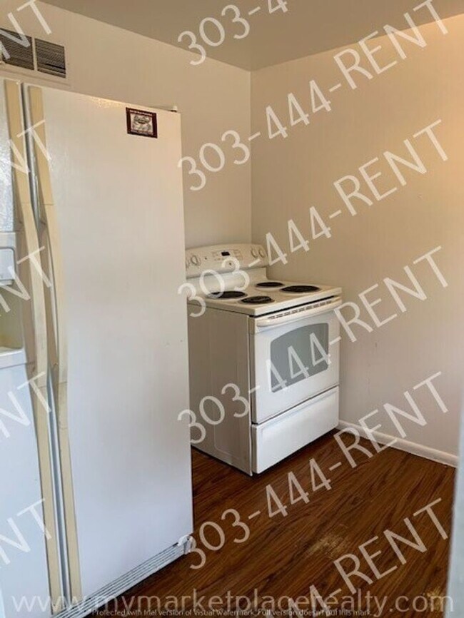 Building Photo - Nice 2 Bedroom, 1 bathrooms home!