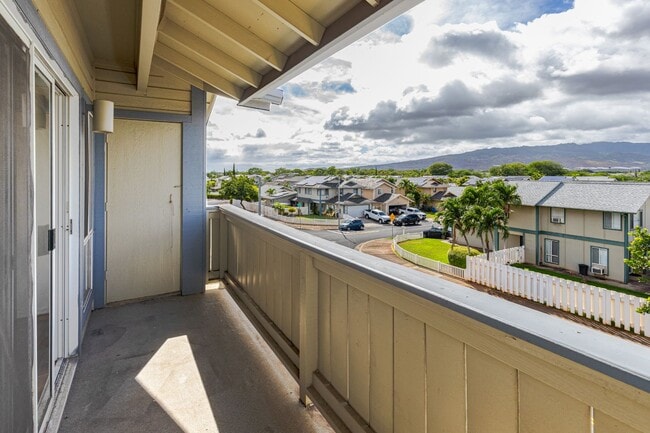 Building Photo - 91-241 Hanapouli Cir 24J