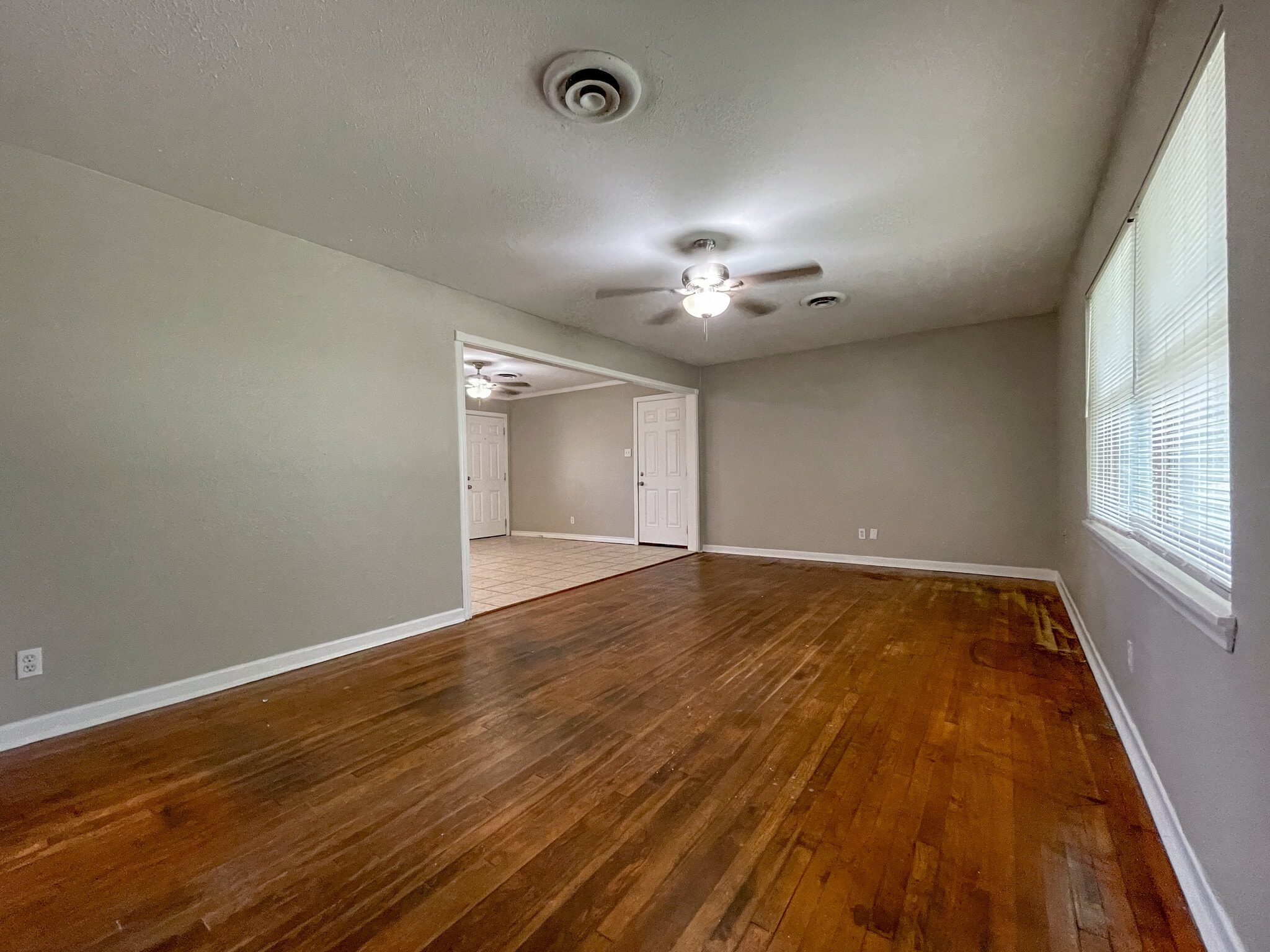 Building Photo - 110 E San Benito Dr