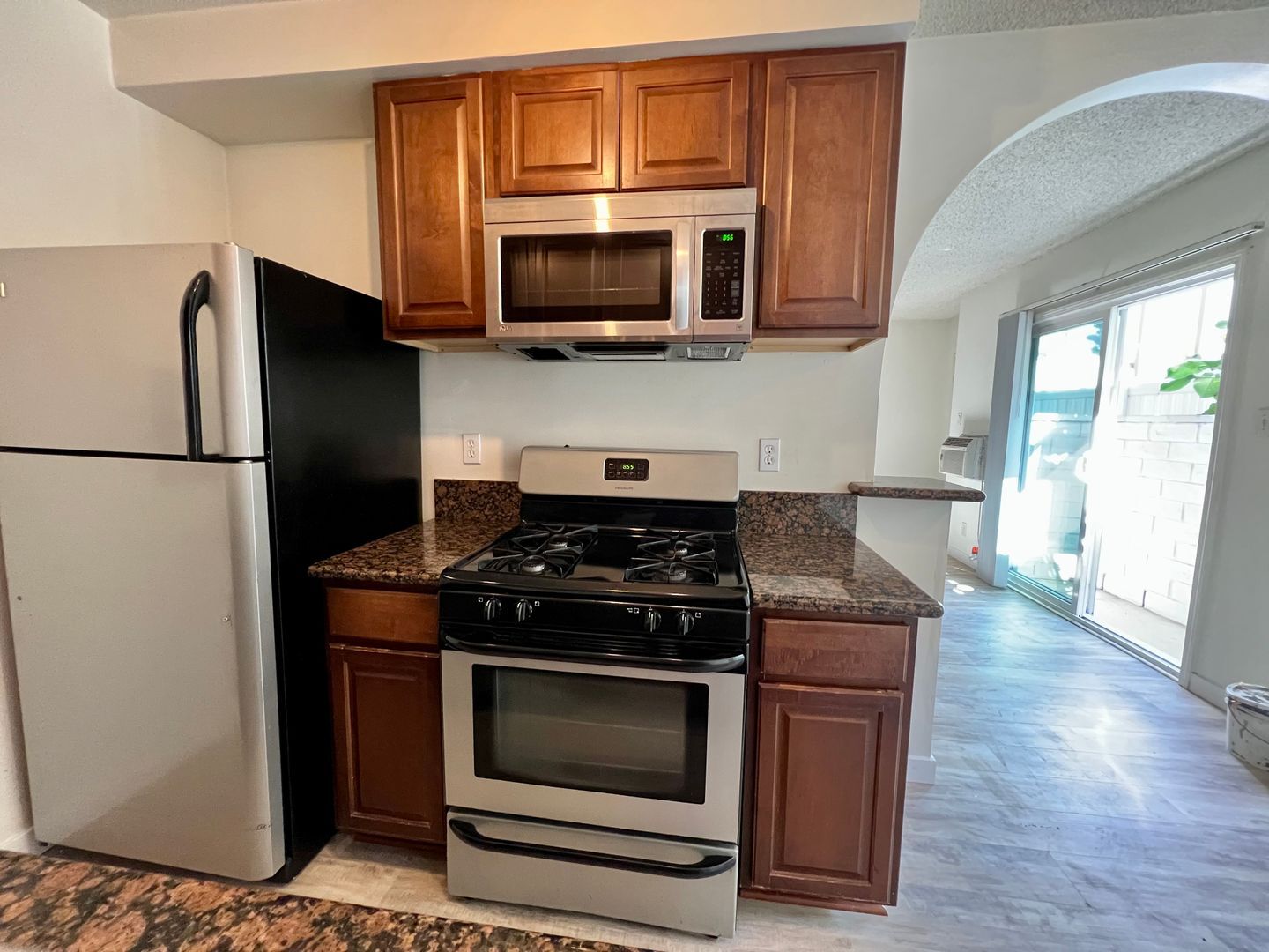 Building Photo - 12236 Pacific Ave