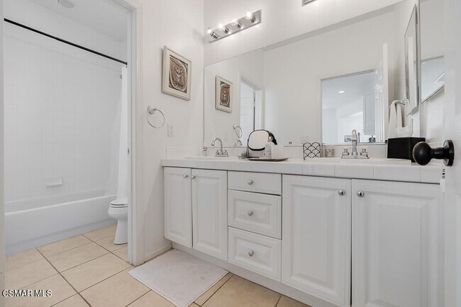 Building Photo - 6103 Deerhill Rd