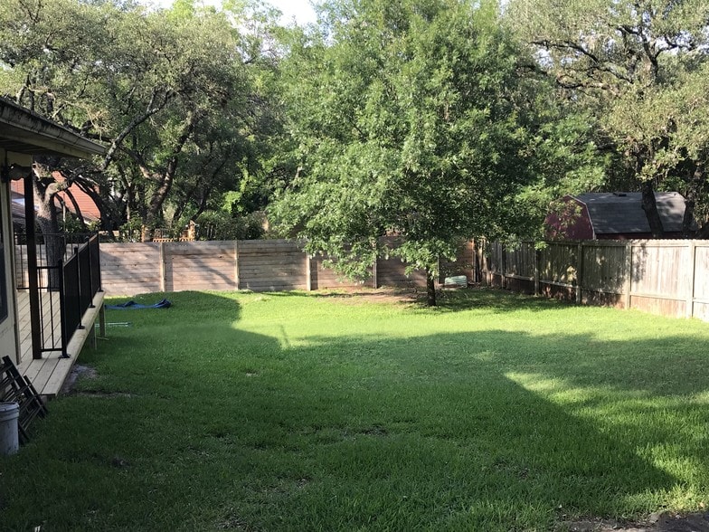 Back yard - 11203 Oak View Dr