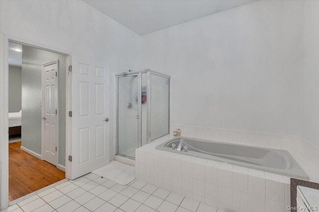 Building Photo - 35 Auden Ave