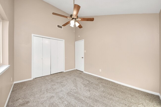 Building Photo - 11923 Briar Forest Dr