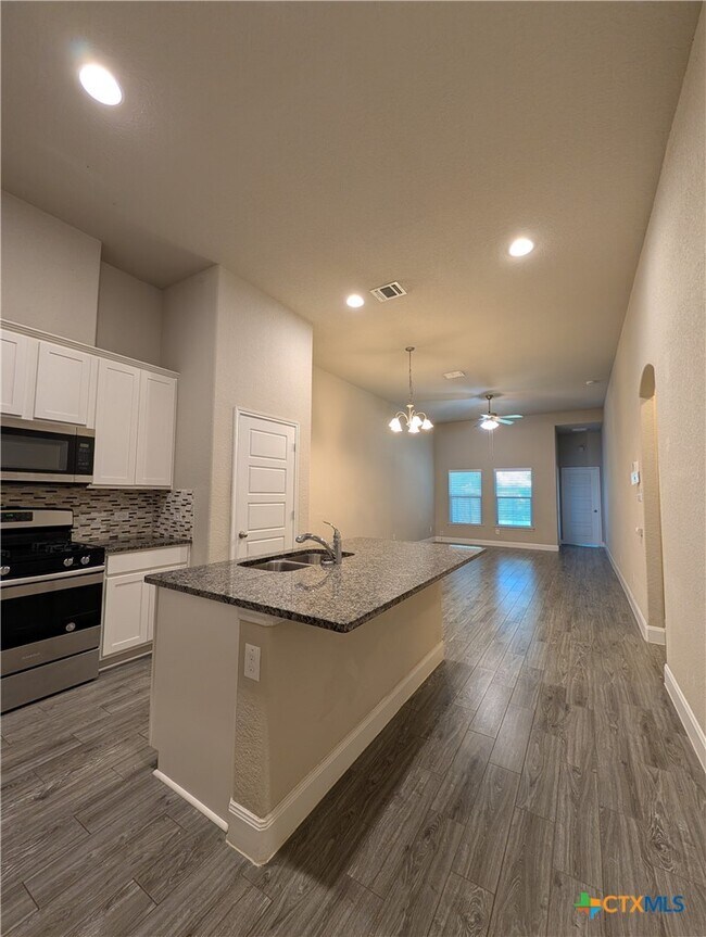 Building Photo - 1211 FM-306 E