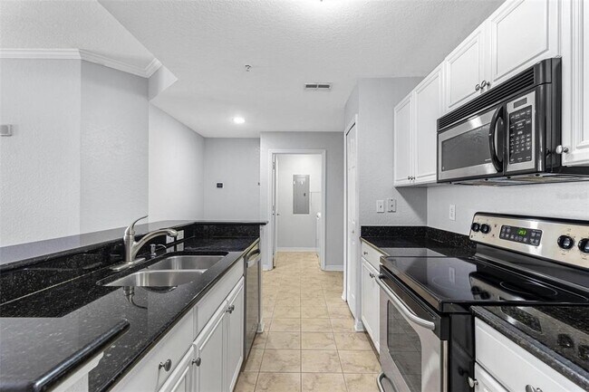 Building Photo - 700 S Harbour Island Blvd