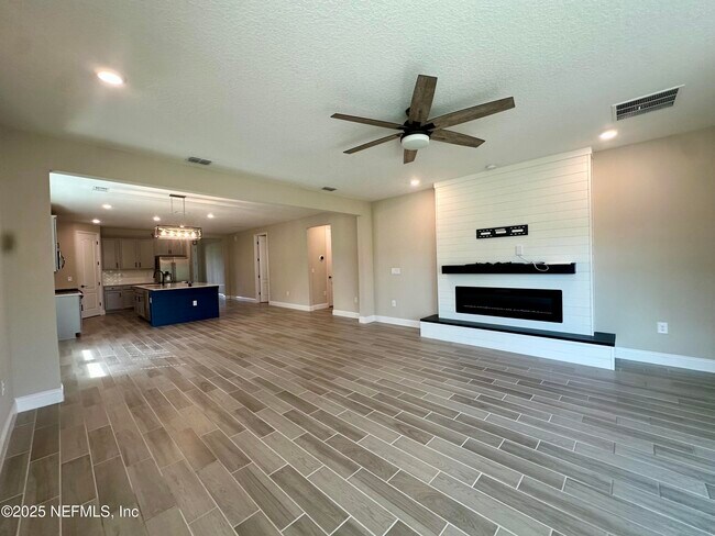 Building Photo - 134 Cobalt Ln