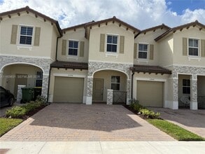 Building Photo - 2490 SE 29th St