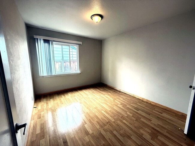 Building Photo - 2314 Upland Dr