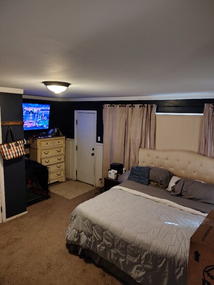 Building Photo - 636 Euclid Ave