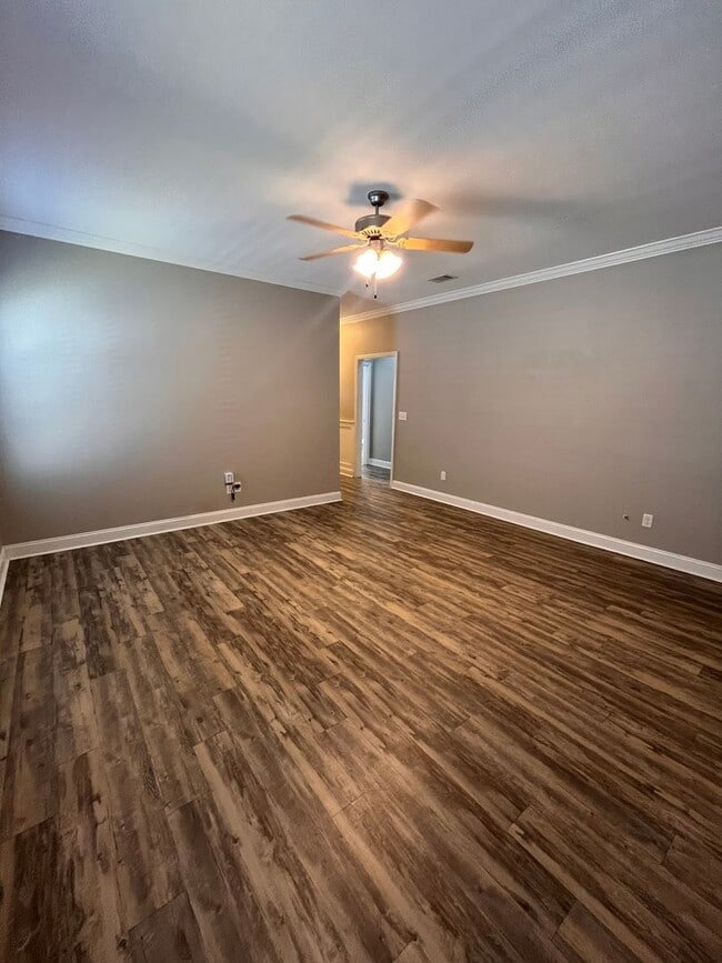 Building Photo - 4141 Barrington Dr