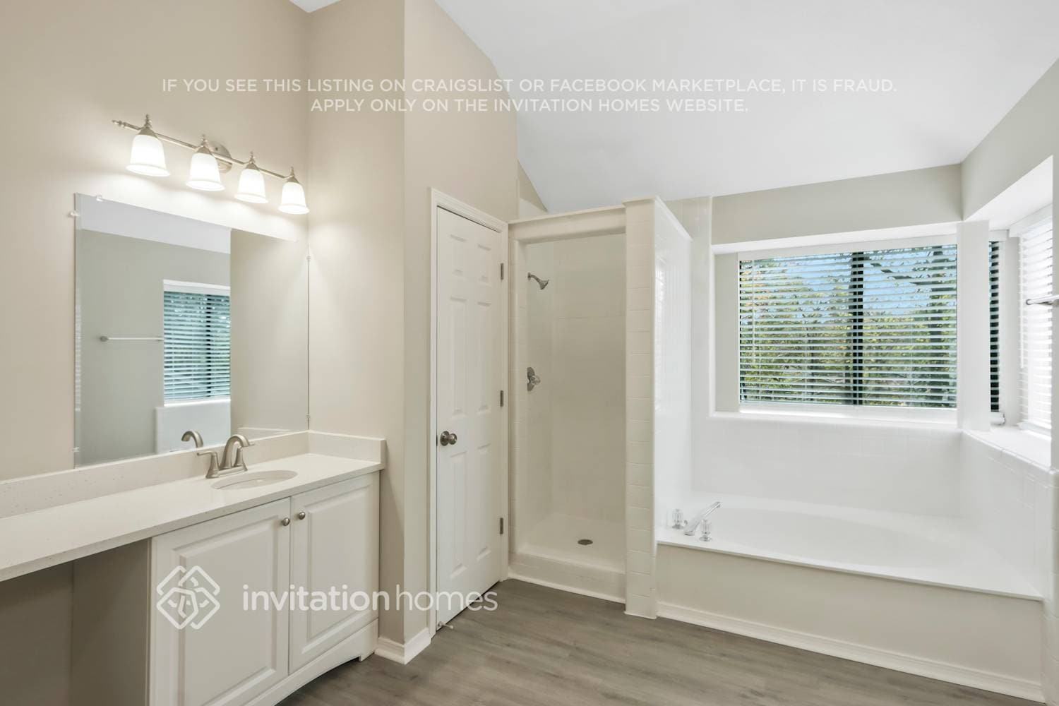 Building Photo - 2120 Hunters Ridge Dr