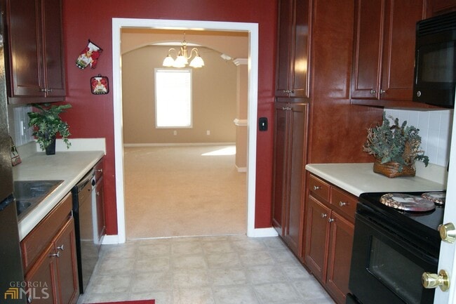 Building Photo - 848 Commerce Blvd