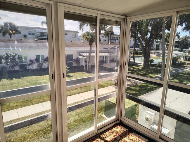 Building Photo - 1818 Restful Dr