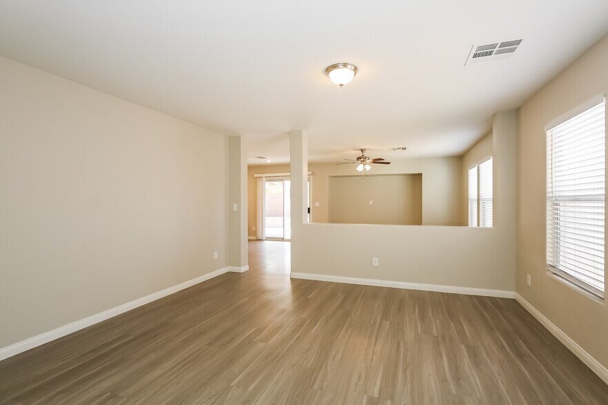 Building Photo - 8521 Wildheart Ranch St