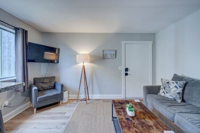 Building Photo - 4750 Seahawk Ct