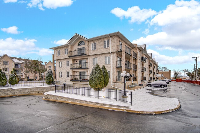 Building Photo - 9400 S 79th Ave