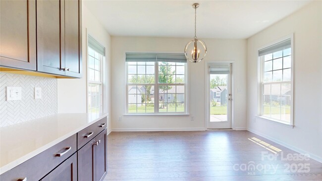 Building Photo - 3719 Wave Rock Ct