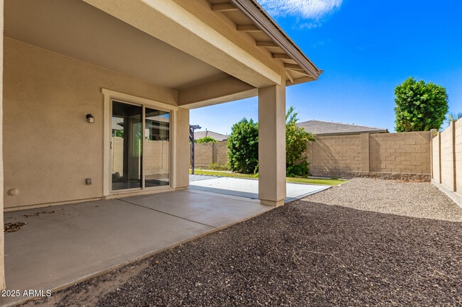 Building Photo - 14762 W Georgia Dr