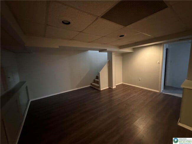 Building Photo - 724 N Muhlenberg St