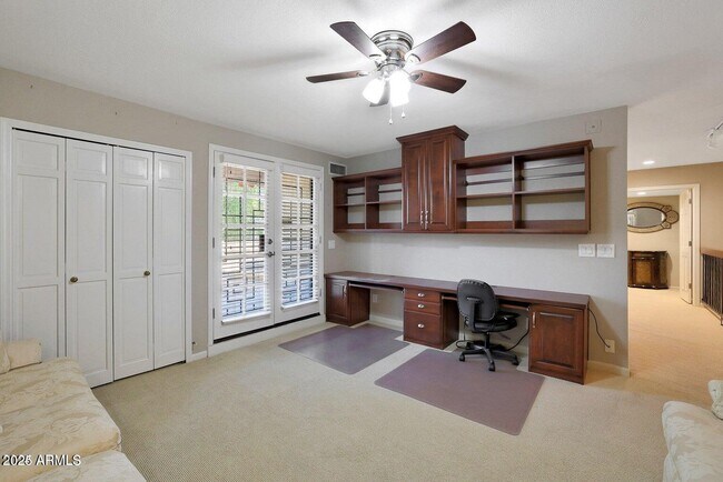 Building Photo - 7285 E Arlington Rd