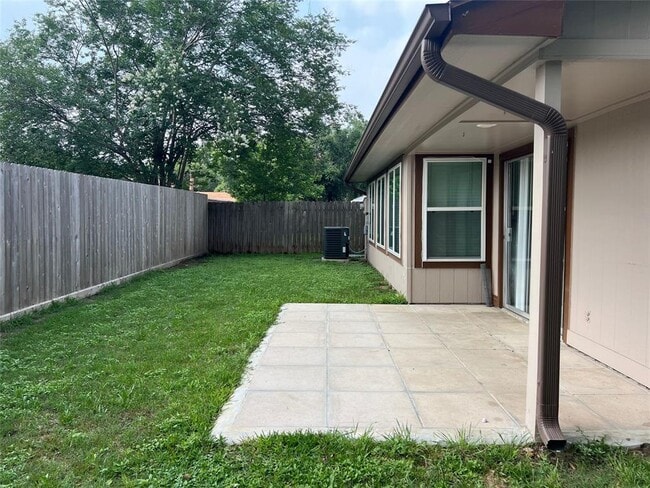 Building Photo - 12603 Hickory Bend Dr