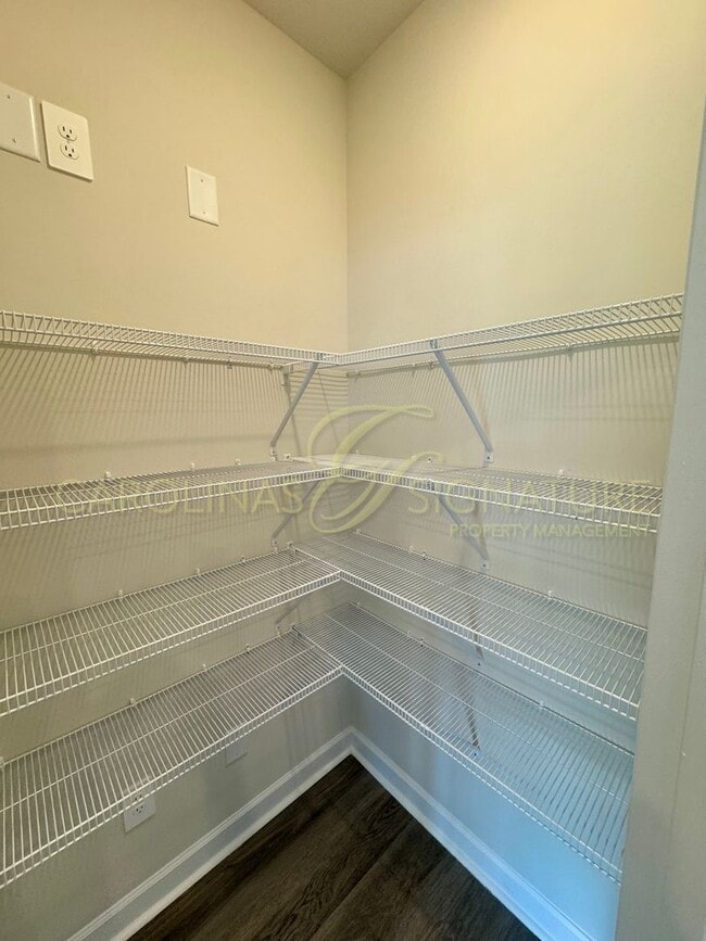 Building Photo - Beautiful New Construction Townhome in Uni...