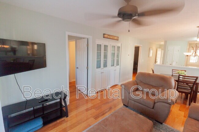 Building Photo - 697 Tupelo Ln