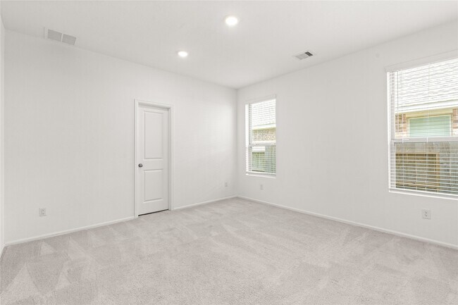 Building Photo - 1938 Foxtail Crk Ct