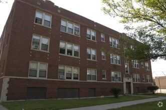 Building Photo - 6705 S Michigan