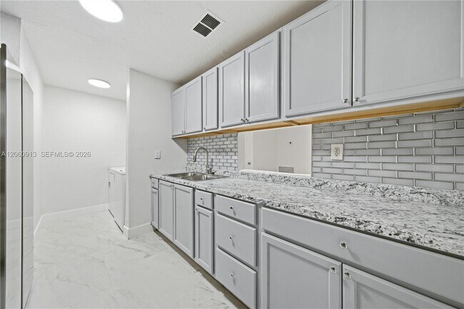 Building Photo - 3856 NW 207 St Rd
