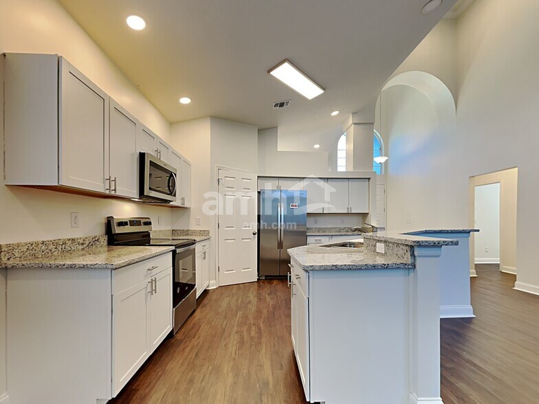 Building Photo - 4316 Hanover Park Dr