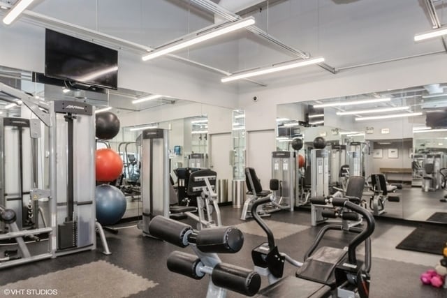 Building Photo - 655 W Irving Park Rd