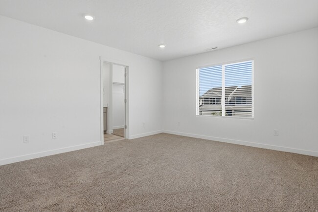 Building Photo - 939 Jack Dr