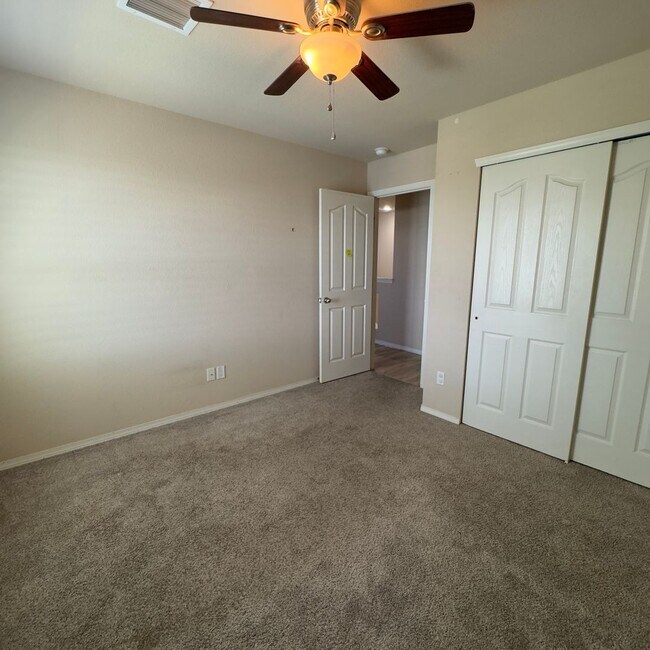 Building Photo - 4 Bedrooms, 3 Baths, a Pool, and Solar Panels!