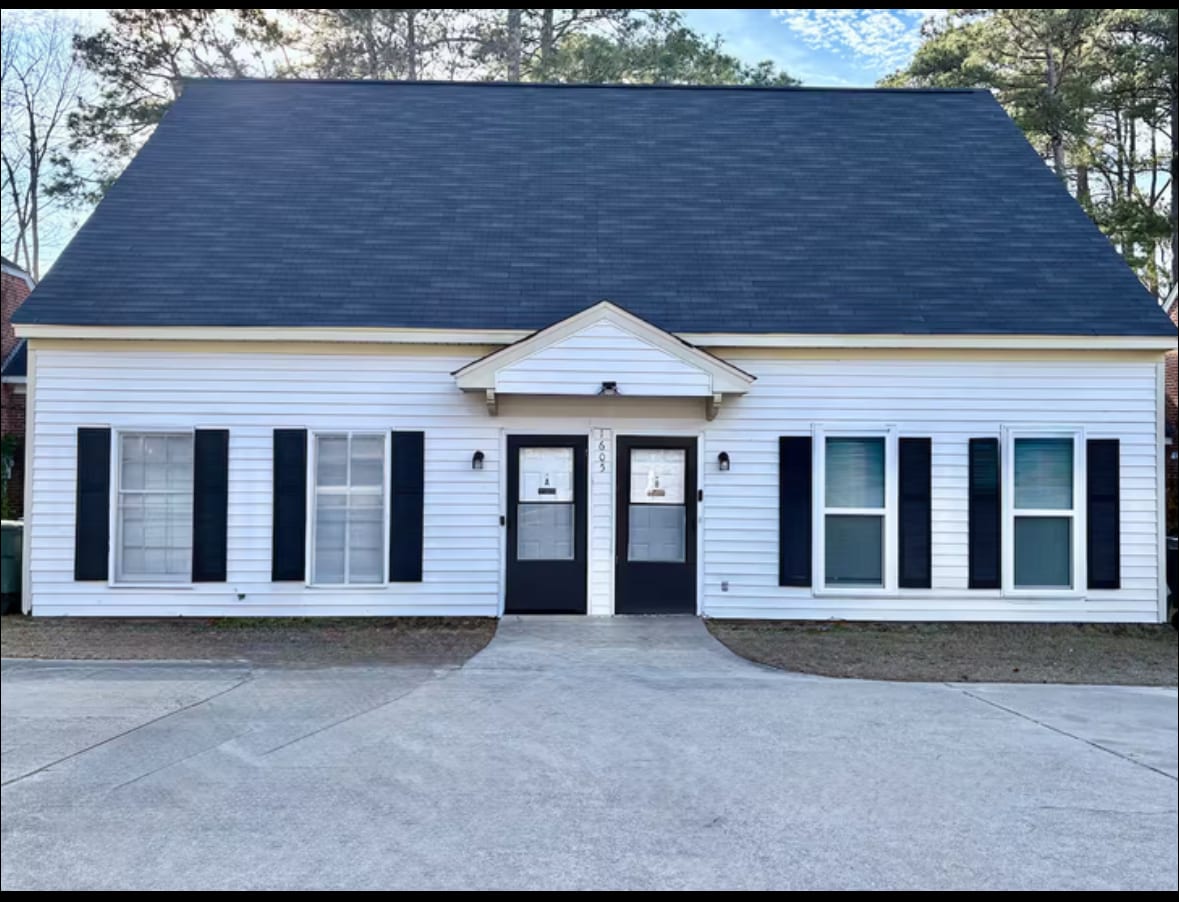 Building Photo - 1605 Willowby St