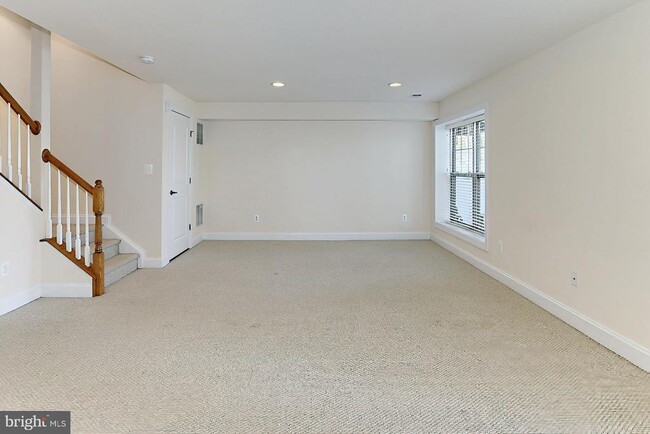 Building Photo - 22219 Falling Terrace